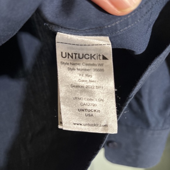 Untuckit Navy Blue Button Down Dress Shirt Sz Small - Picture 5 of 6